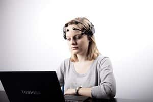 emoscale-logiciel-mesurer-emotions-neuromarketing-emotiv-epoc-300x200 emoscale logiciel mesurer emotions neuromarketing emotiv epoc 300x200